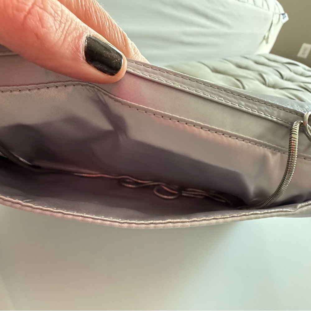 Silver Rhinestone Clutch - Picture 3 of 3